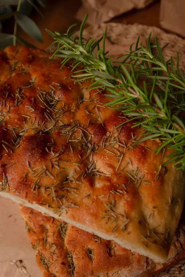 Focaccia com alecrim
