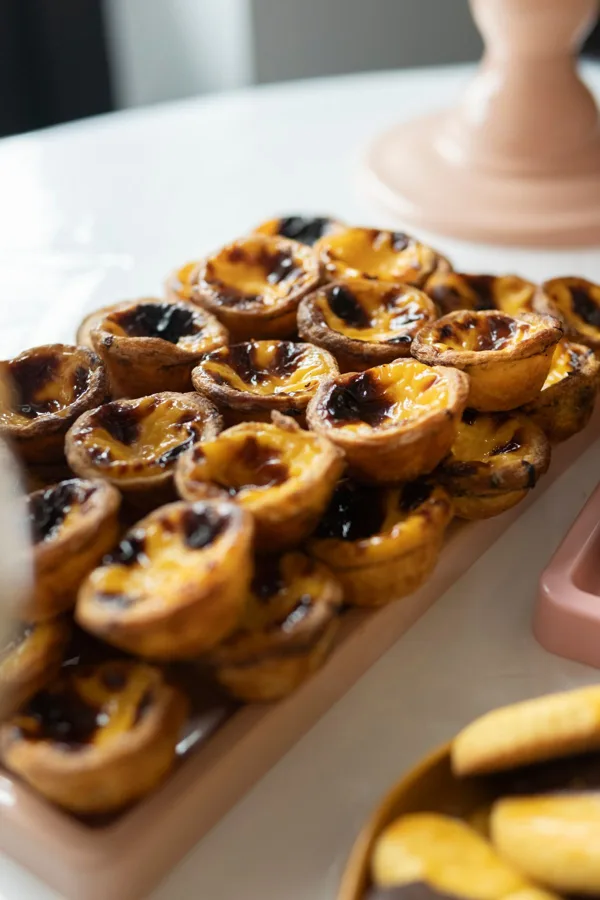 Bandeja de pastéis de nata